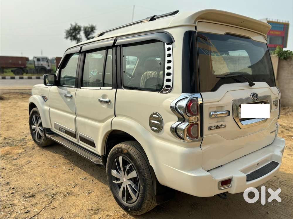 Mahindra Diesel Car 2017
