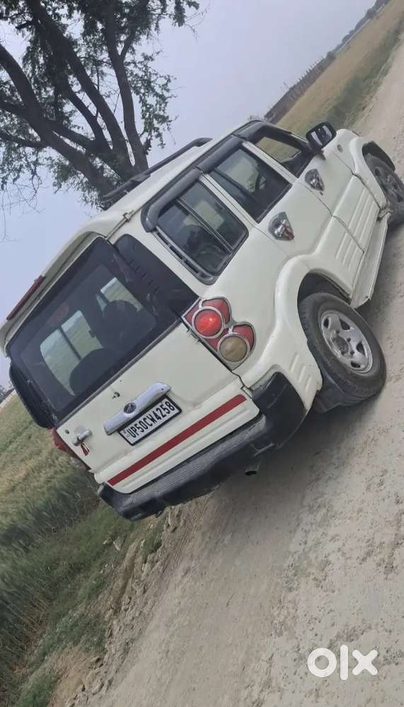 Mahindra Scorpio Classic 20041 Diesel 130000 Km Driven