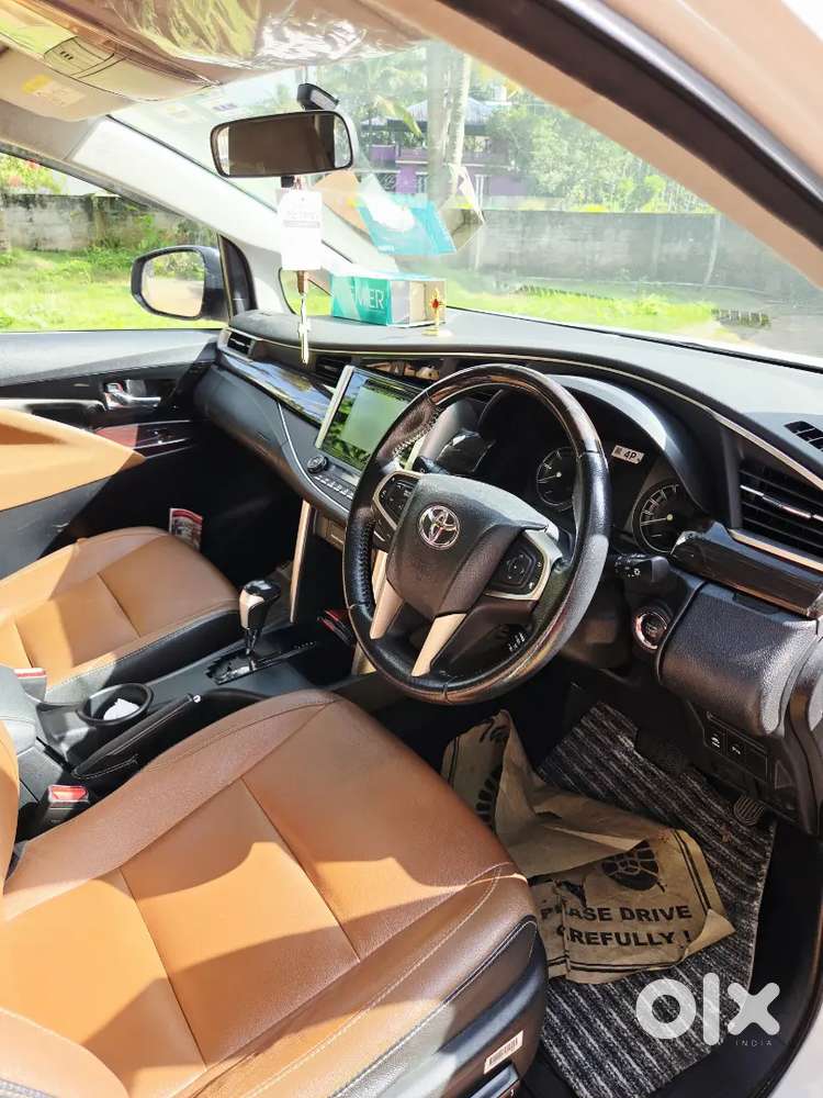 Toyota Innova Crysta 2.8z 2018