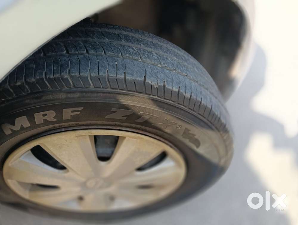 Maruti Suzuki Swift Dzire 1.2 Vxi Bsiv, 2011, Petrol