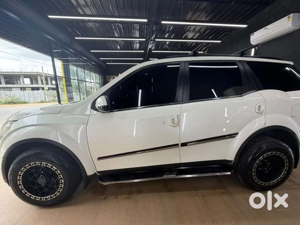 Mahindra Xuv500 2018 Diesel 175000 Km Driven