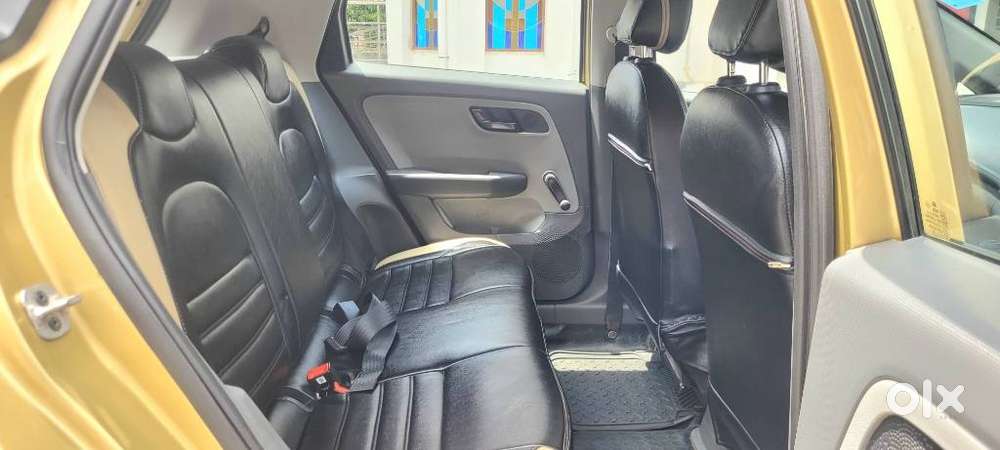 Tata Altroz 1.2 Xe, 2020, Petrol