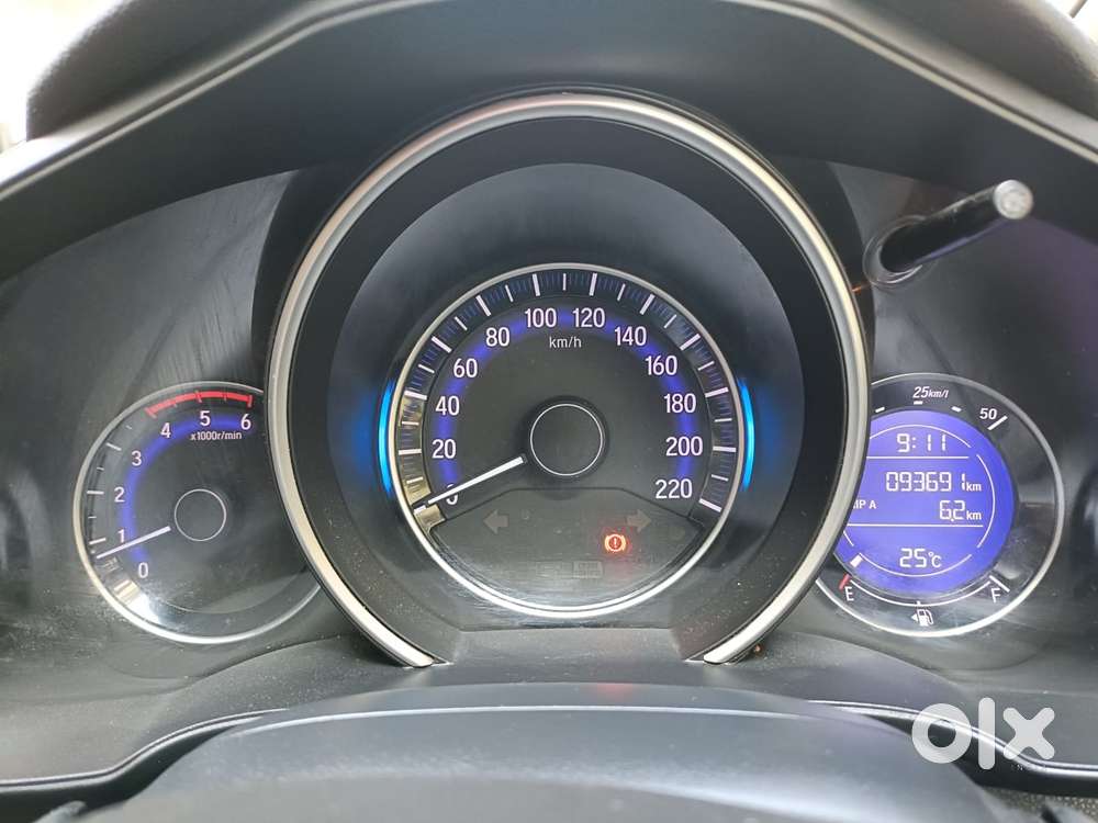 Maruti Suzuki Brezza Zdi Plus, 2017, Diesel