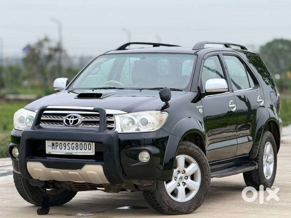 Toyota Fortuner 3.0 4x4 Manual, 2010, Diesel