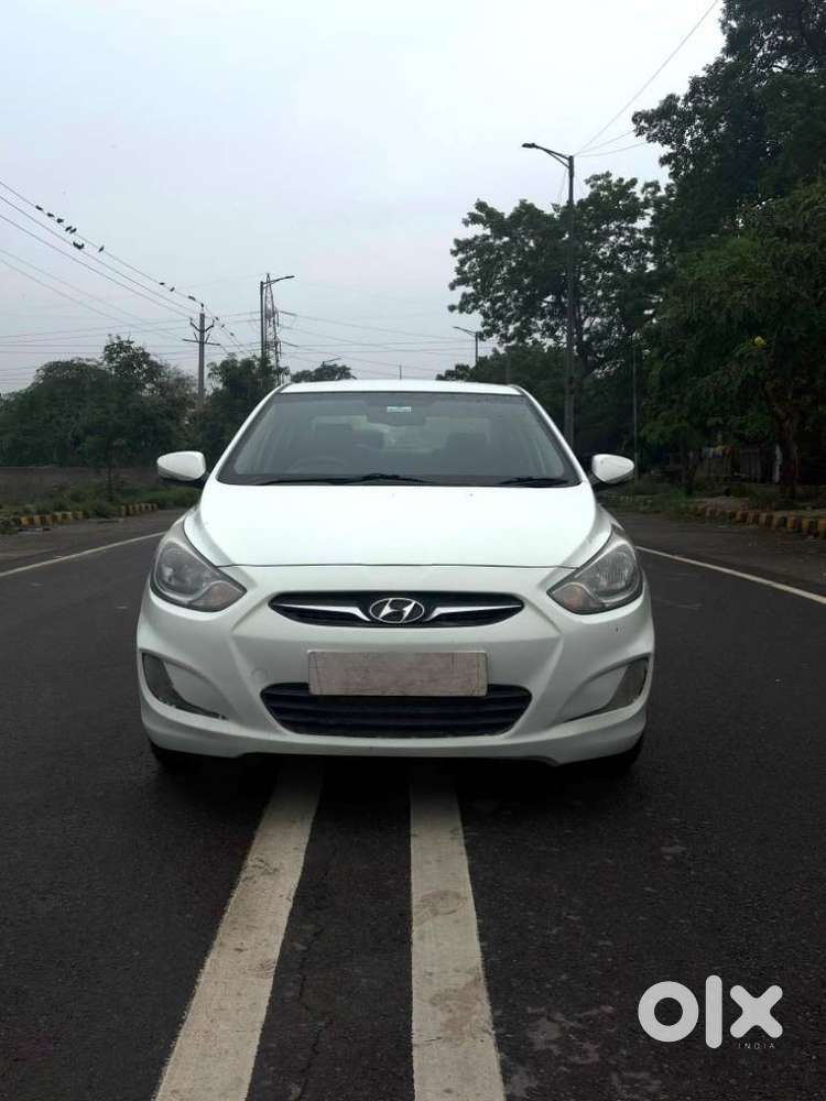 Hyundai Verna Ex 1.5 Petrol Mt, 2013, Petrol