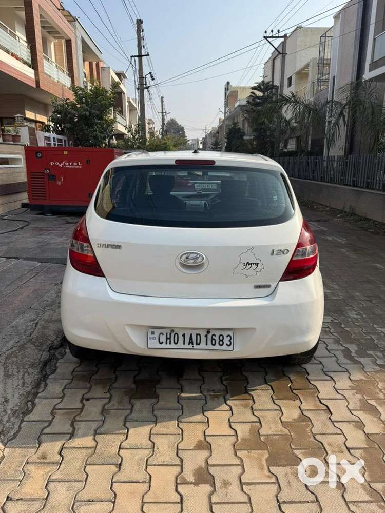 Hyundai I20 2010 Petrol 74000 Km Driven