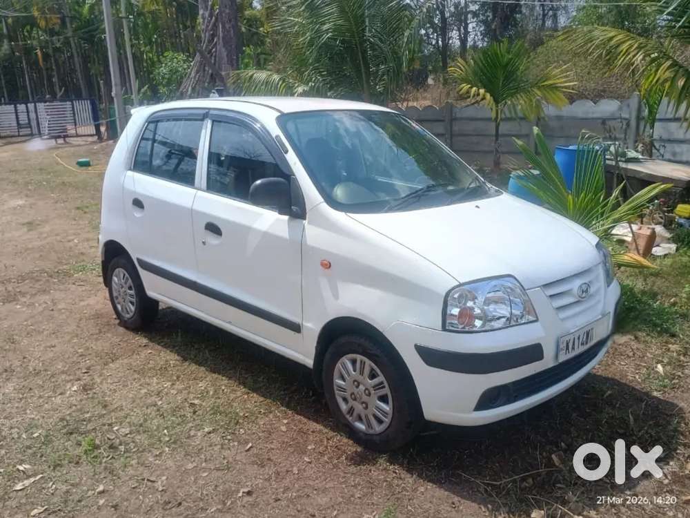 Hyundai Santro, 61,000 Km, Petrol, Price 1,95,000
