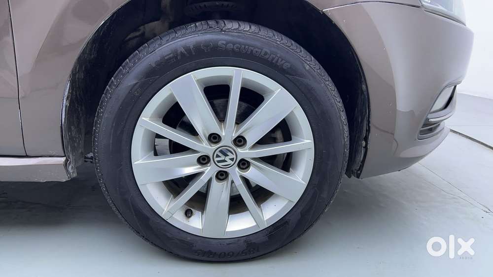 Volkswagen Polo 2009-2013 Petrol Highline 1.2l, 2017, Petrol