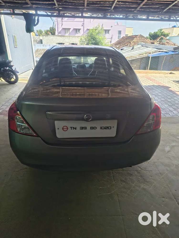 Nissan Sunny 2011 Petrol