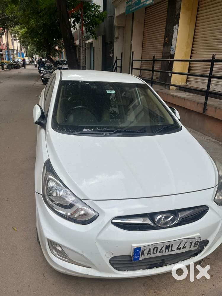 Hyundai Fluidic Verna 2012 Model White Less Used