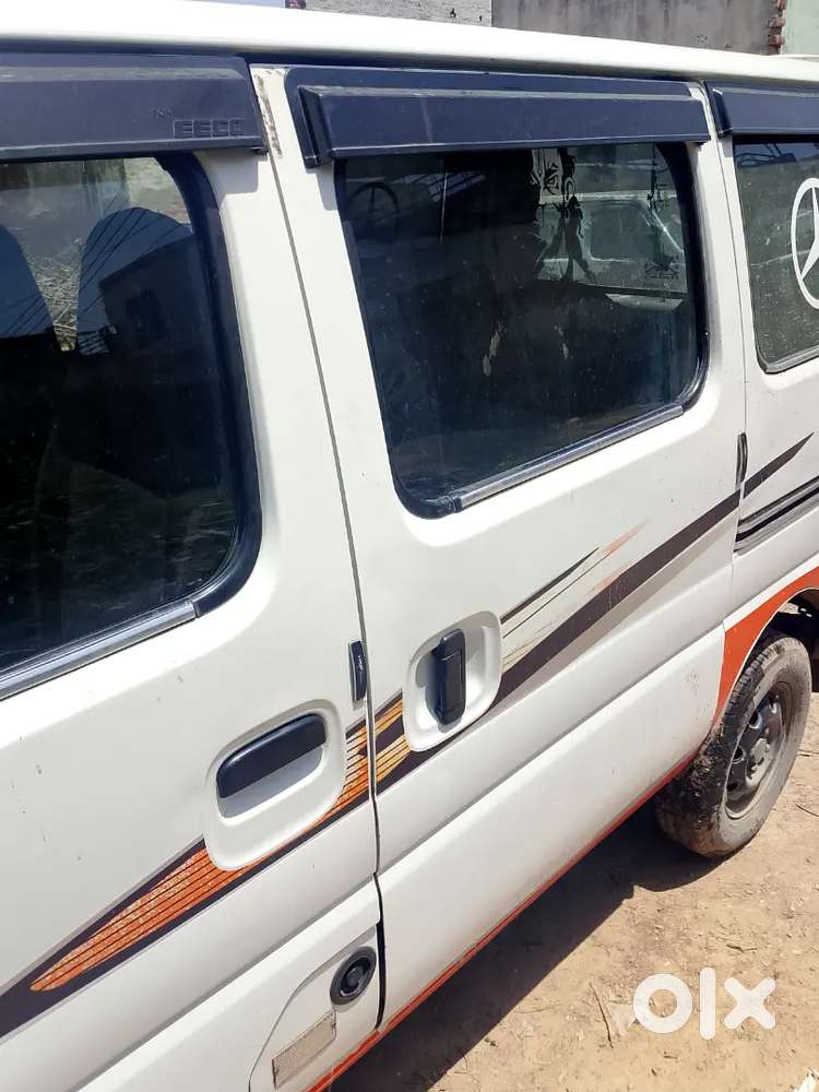 Echo White With Steekar