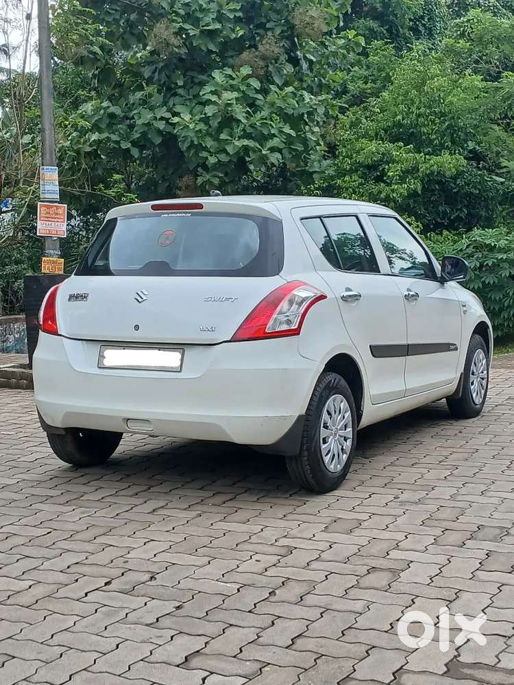 Maruti Suzuki Swift Lxi Petrol 2014
