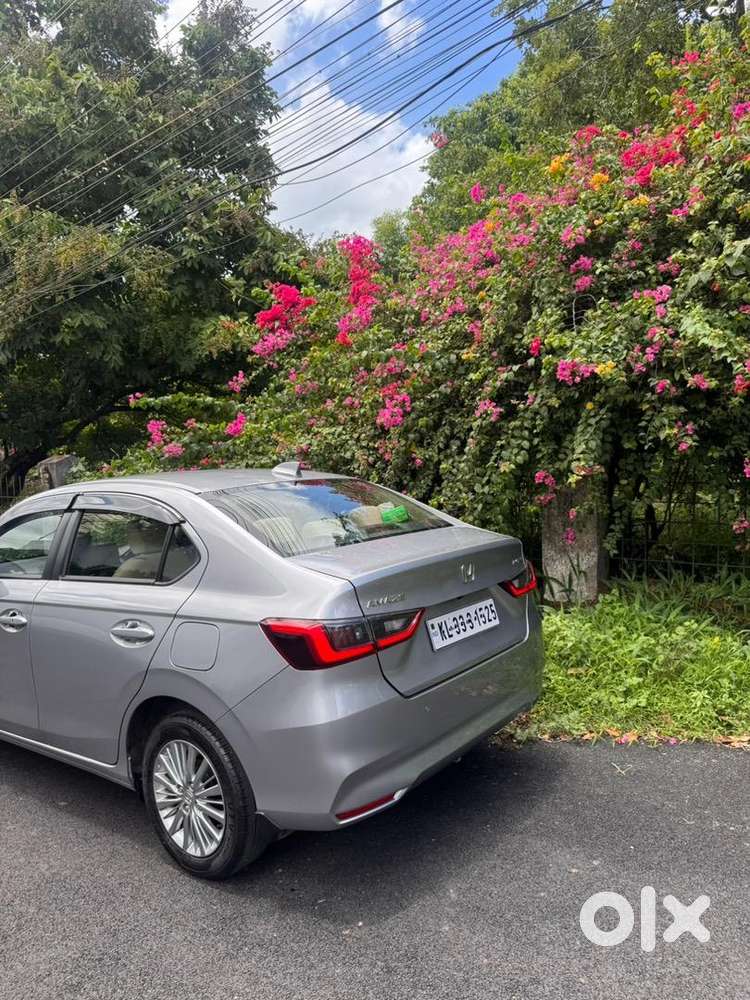 Honda Amaze 2025 Cvt