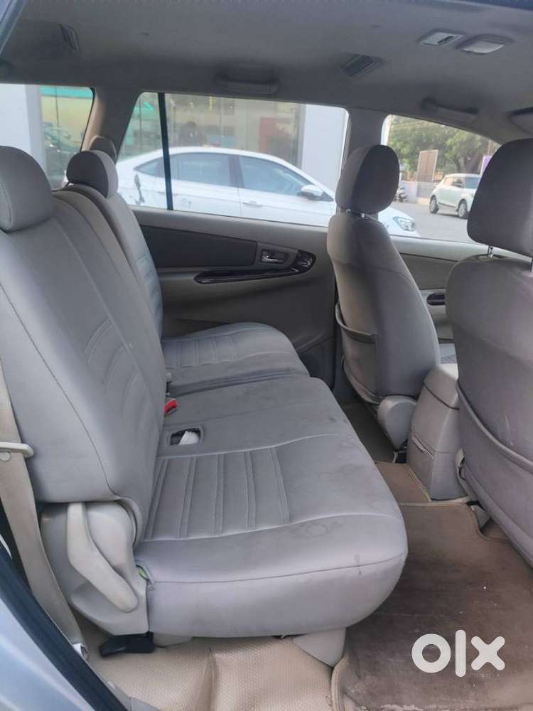 Toyota Innova 2.5 V 7 Str, 2014, Diesel