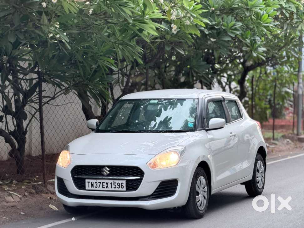 Maruti Suzuki Swift Vxi Ags, 2022, Petrol
