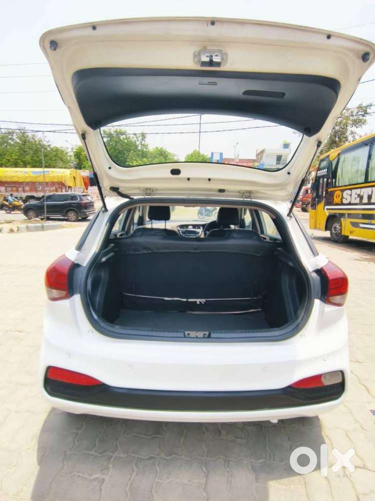 Hyundai I20 1.2 Magna Executive, 2019, Petrol