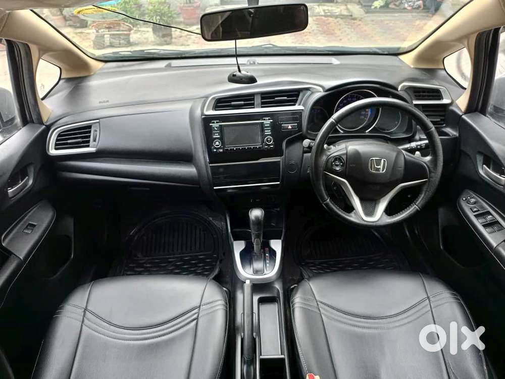 Honda Jazz V Automatic, 2017, Petrol