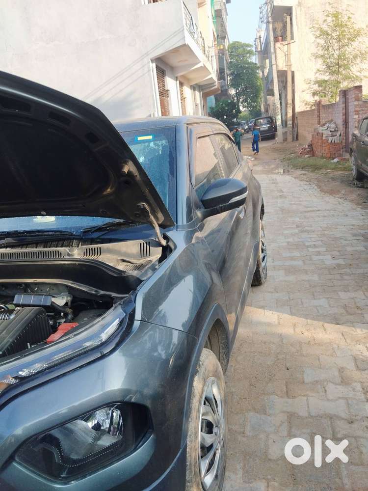 Tata Punch Pure 2024
