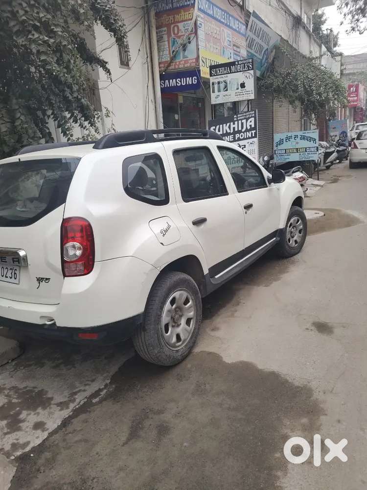 Renault Duster 2014 Diesel 130000 Km Driven