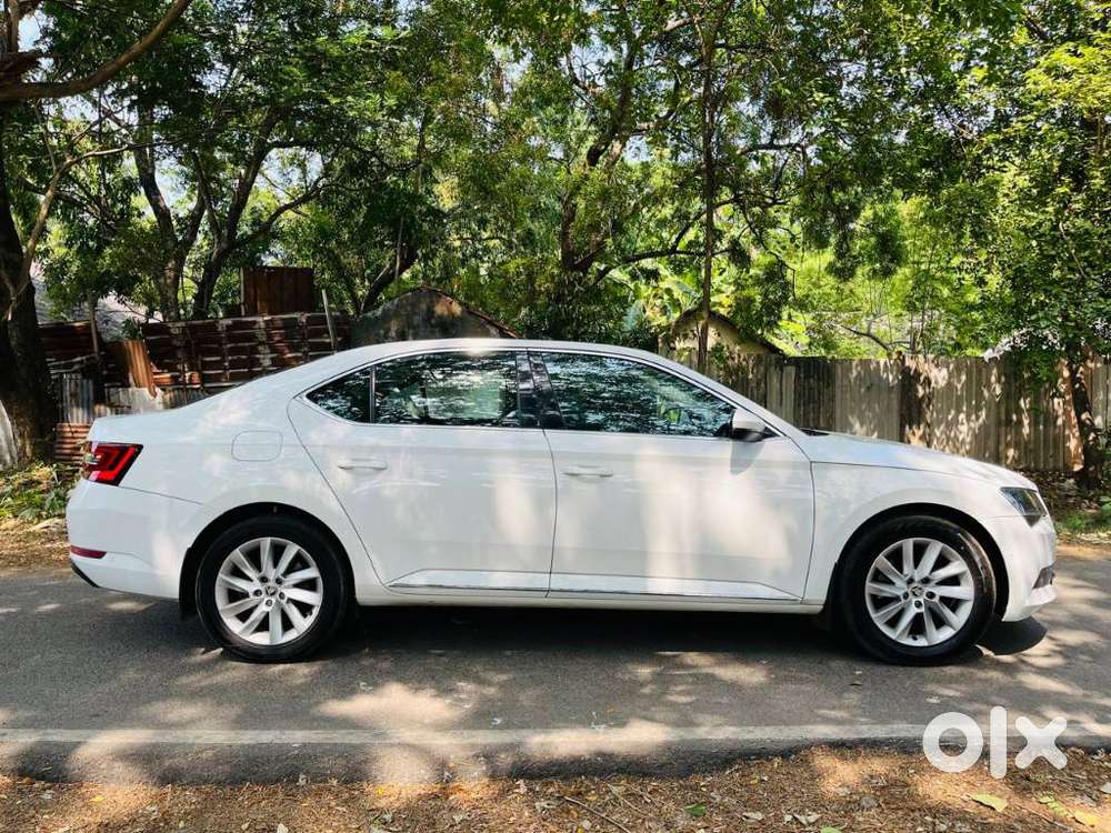 Skoda Superb 2.0 L&k Tsi At, 2018, Petrol