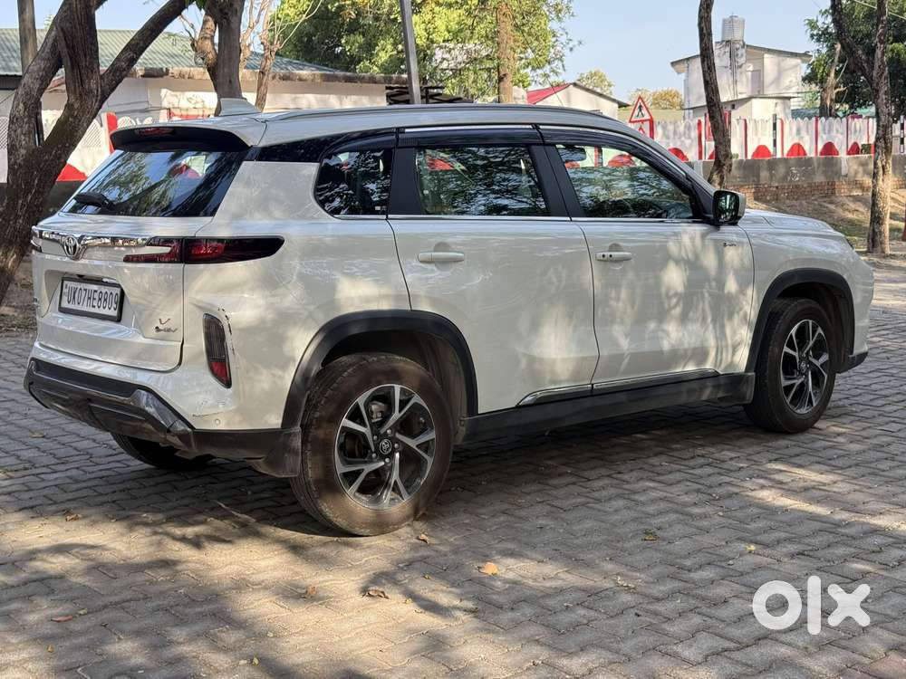 Toyota Urban Cruiser Hyryder V Hybrid Aero Edition, 2025, Petrol