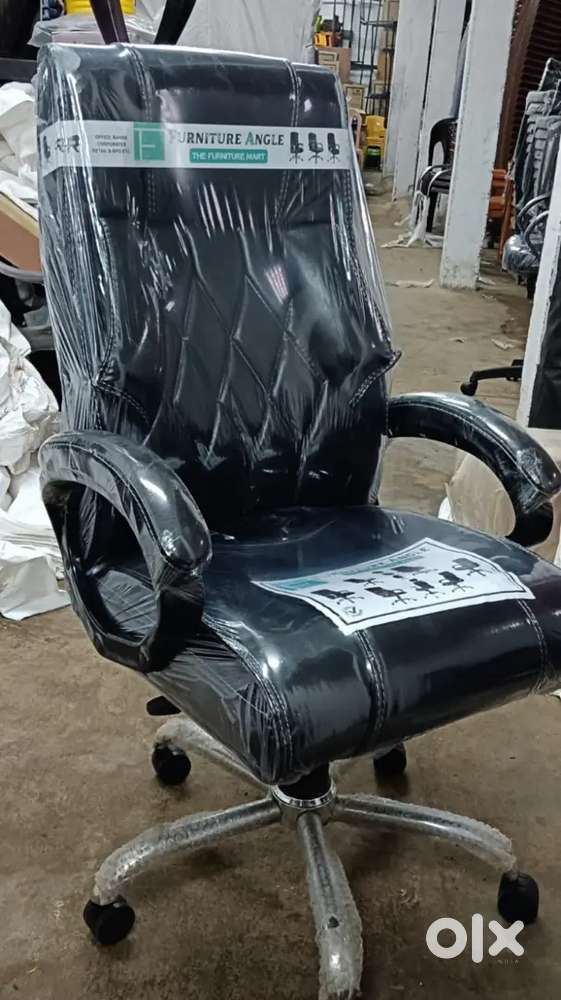 Revolving Boss Visitor's chair available at lowest prices in Jabalpur ...
