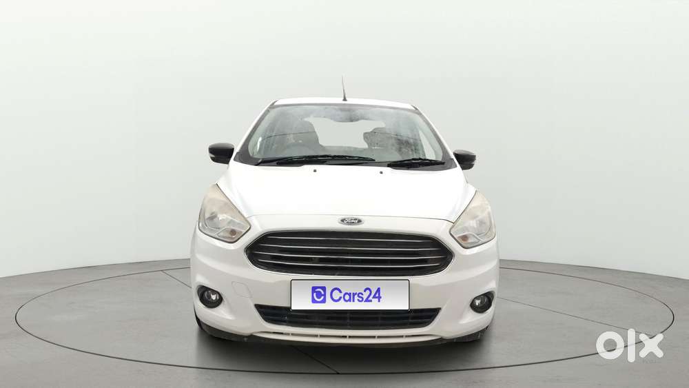 Ford Figo Aspire Titanium, 2016, Petrol