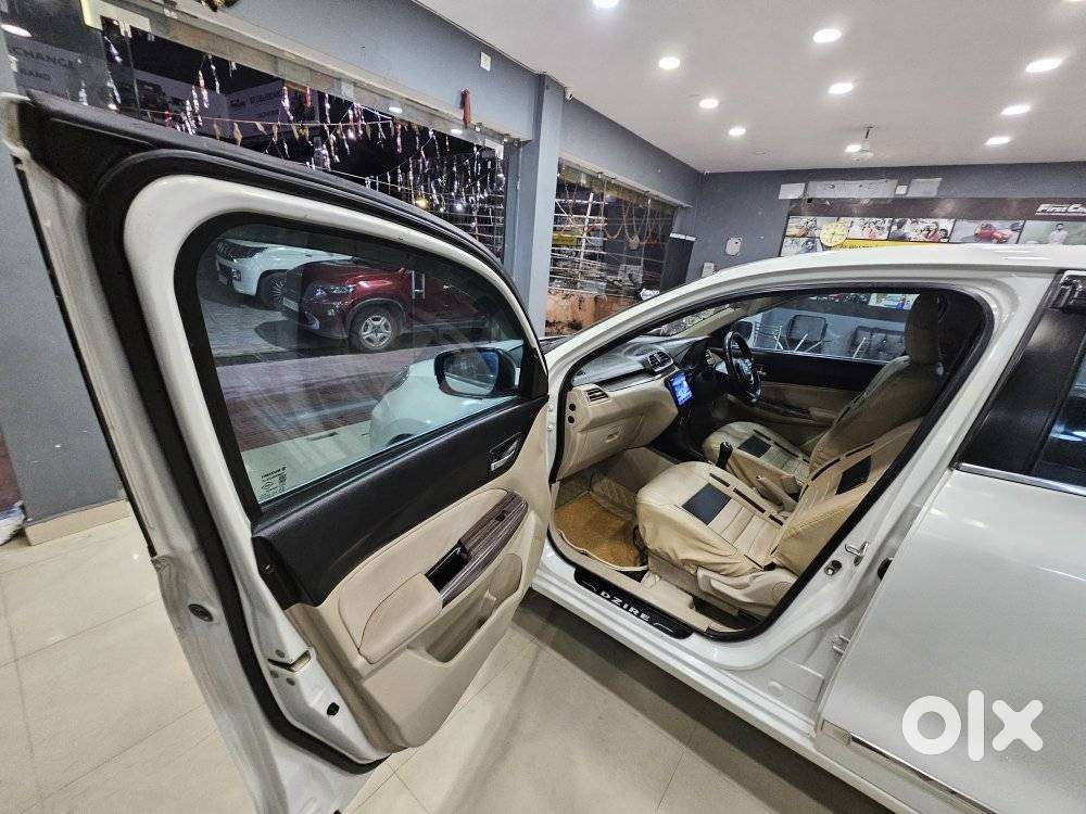 Maruti Suzuki Dzire Vxi Ags, 2022, Petrol