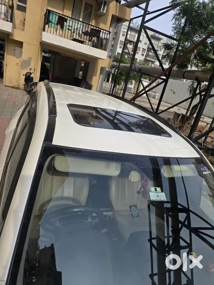 Mahindra Xuv500 W10 At (top Model)  2017  Diesel  Automatic