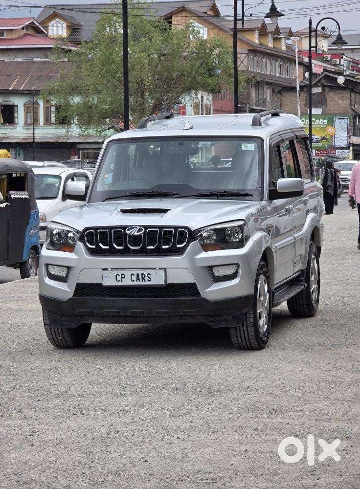 Mahindra Scorpio S6 Plus, 2016, Diesel