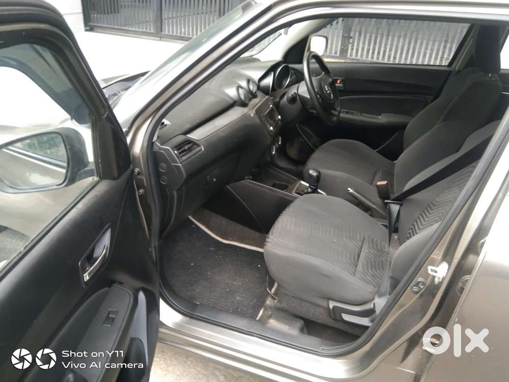 Maruti Suzuki Swift Amt Vxi, 2020, Petrol