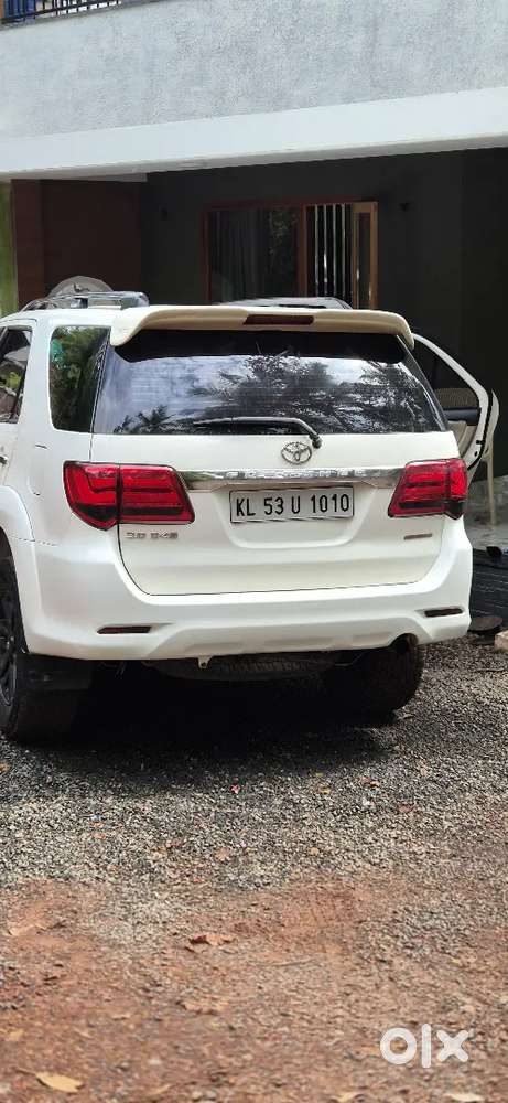 Fortuner 4*2 Automatic