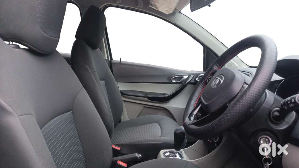 Tata Tiago 1.2 Revotron Xza, 2019, Petrol