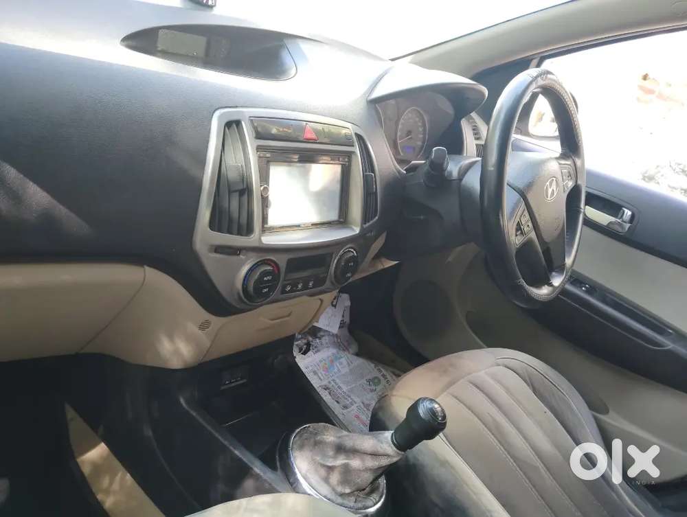 Hyundai I20 Sportz Abs 2013