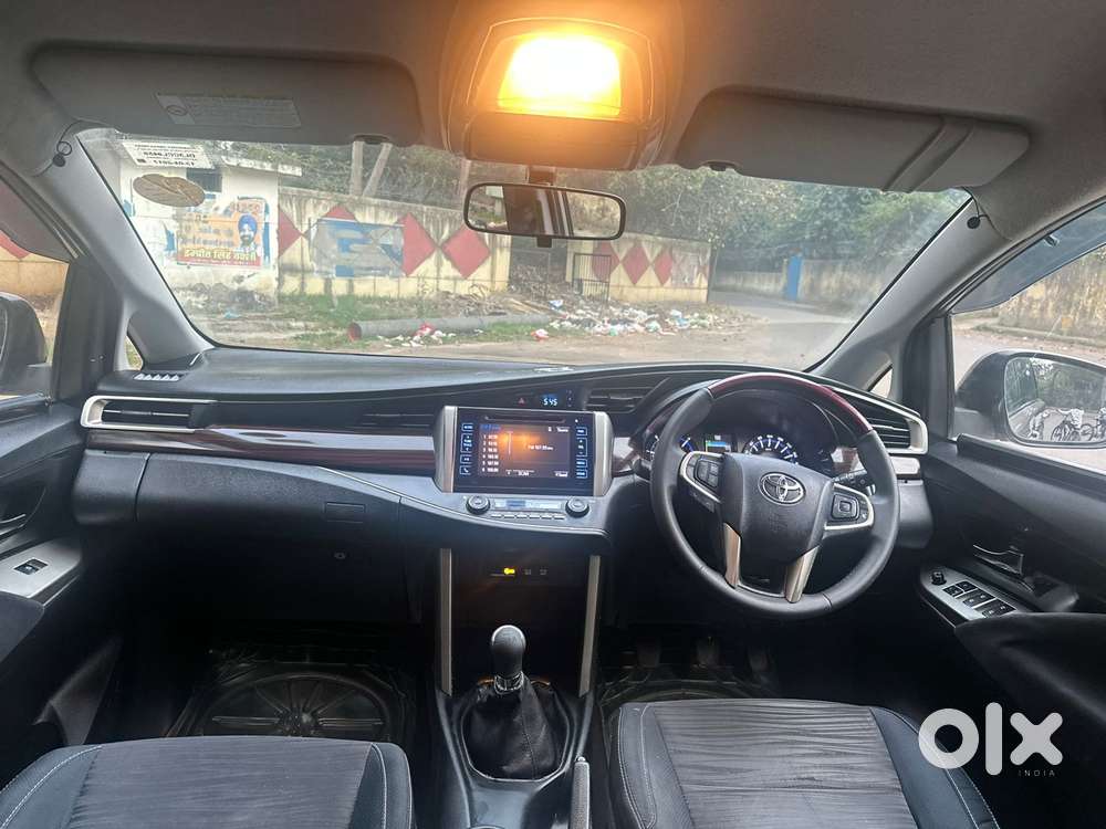 Toyota Innova Crysta 2.4 V, 2017, Diesel