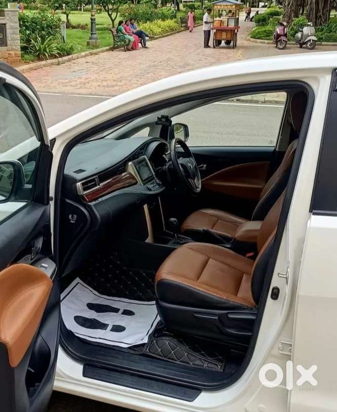 Toyota Innova Crysta [2020-ongoing] 2.4 Gx 7 Str, 2020, Diesel