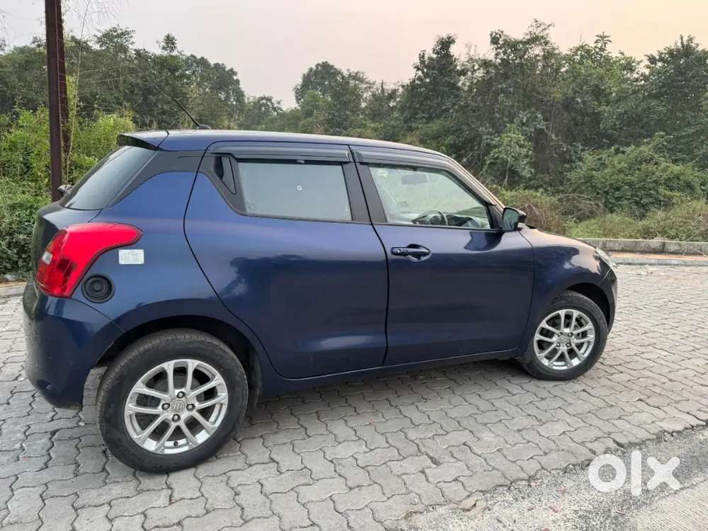 Maruti Suzuki Swift Zxi Cng  2023