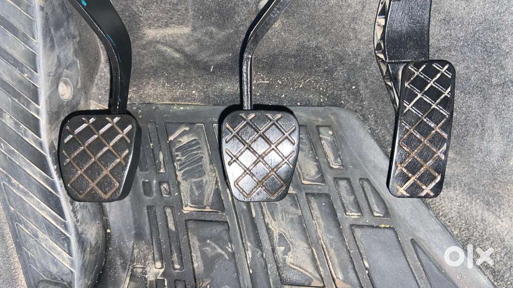 Skoda Slavia Active 1.0l Tsi Mt, 2023, Petrol