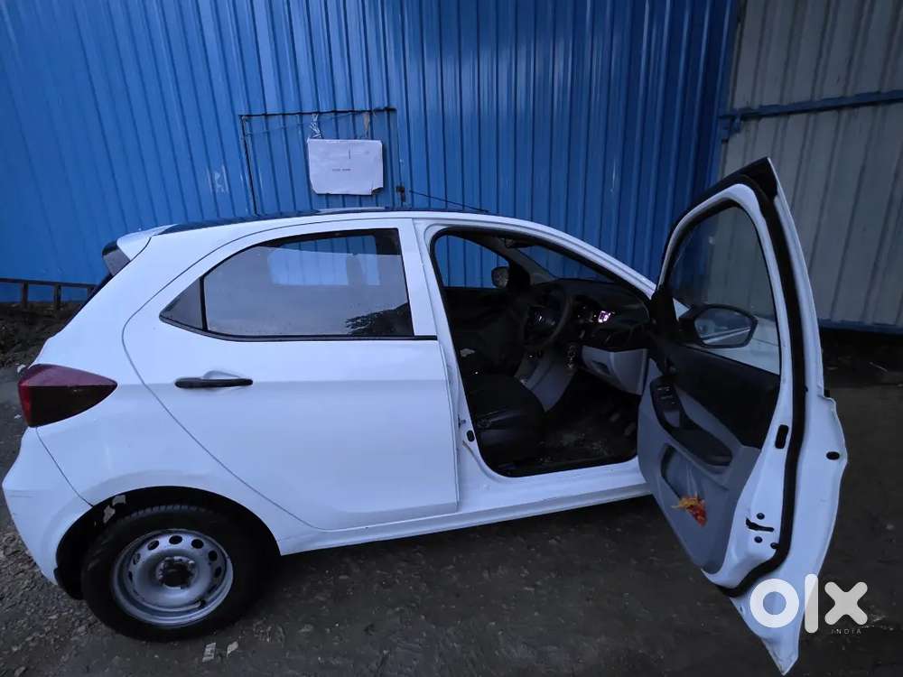 Tata Tiago Revotron 2024 Cng Hybrid