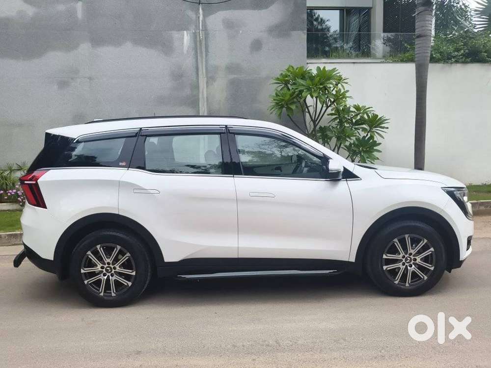 Mahindra Xuv700 2.2 Ax 7 Diesel At Str, 2023, Diesel