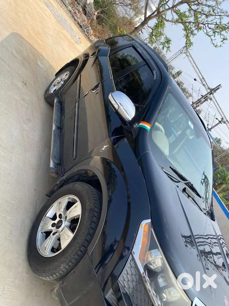 Mahindra Xuv500 2014 Diesel 132000 Km Driven