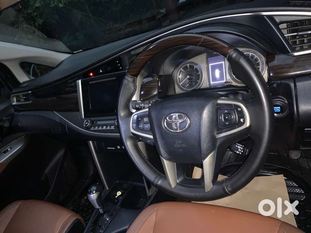 Toyota Innova Crysta 2019 Diesel 75000 Km Driven