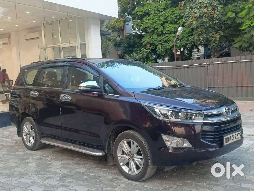 Toyota Innova Crysta 2.8z Automatic, 2016, Diesel