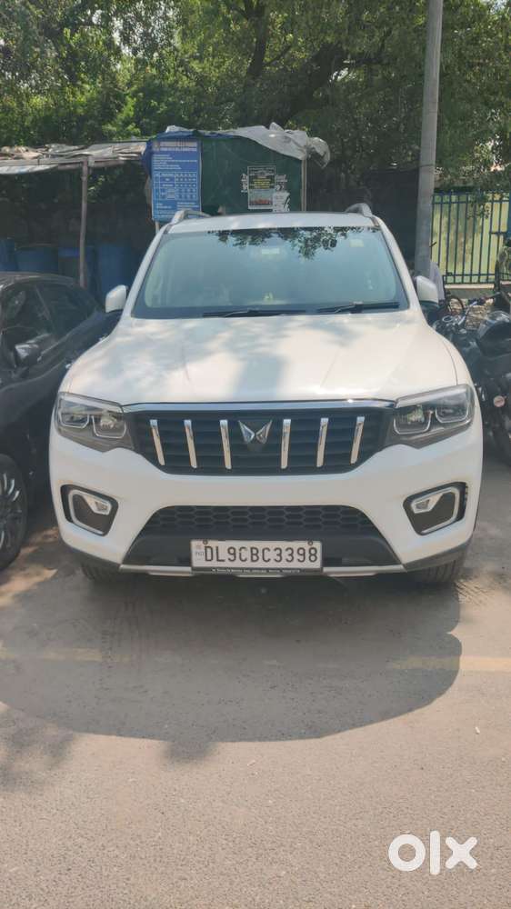 Mahindra Scorpio N Z8 Petrol Mt 7 Str, 2023, Petrol