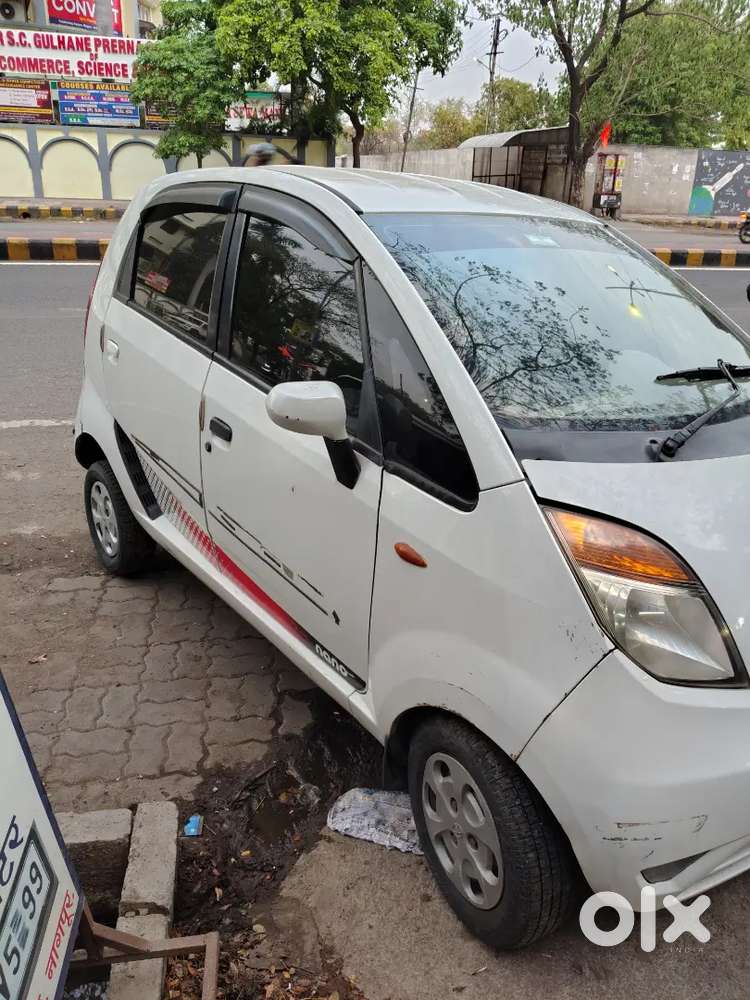 Model 2013
1st Owner
Pepar Clear 
Petrol