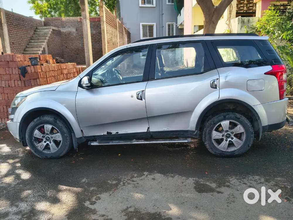 Gadi Me 1 Repay Ka Kam Nhi Hai Gadi Ke Dono Dor Pe Zang Hai A1 Car Hai