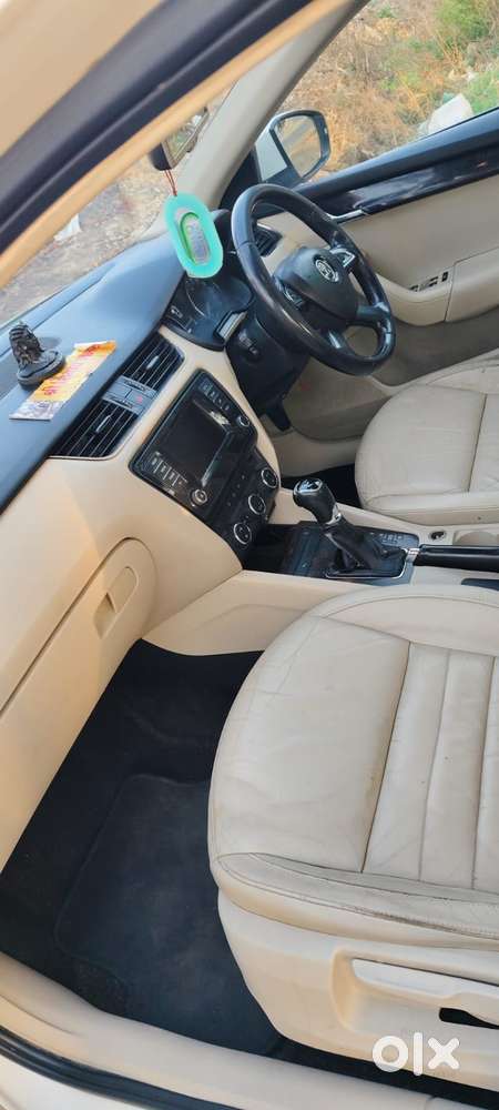 Skoda Octavia [2014-2017] 2.0 Style Tdi At, 2014, Diesel