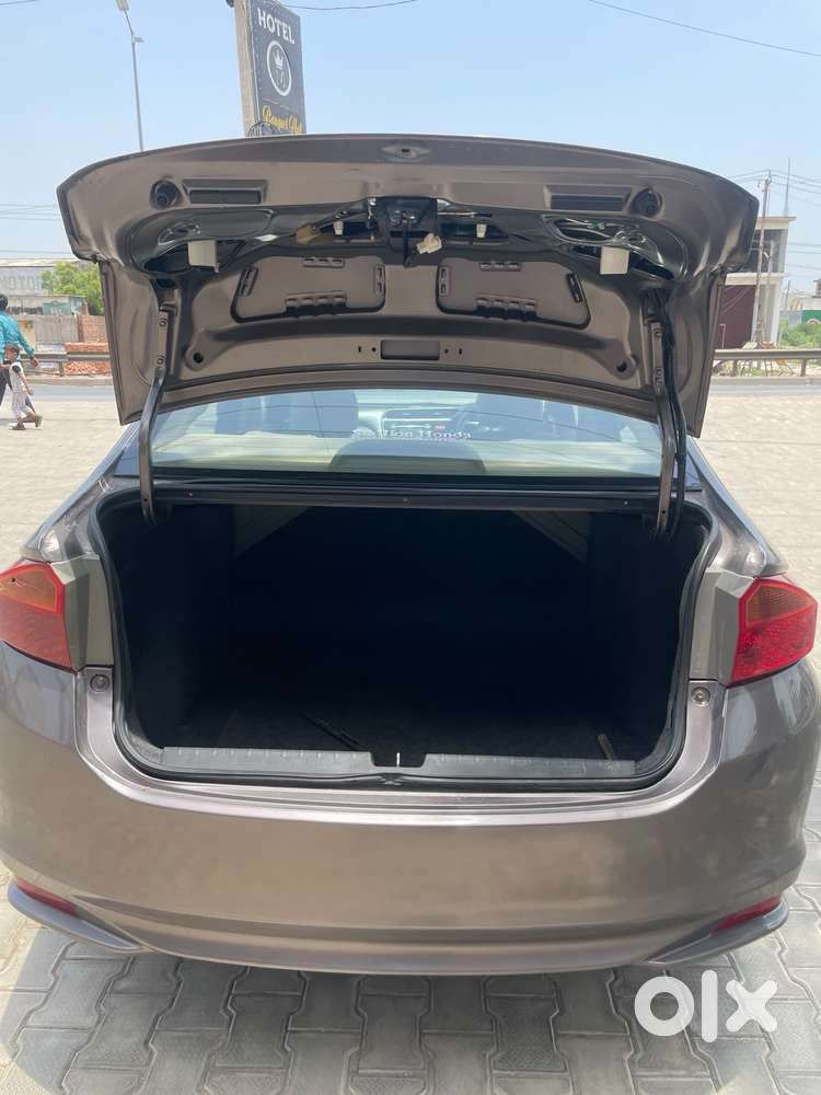 Honda City V Mt Exclusive, 2015, Petrol