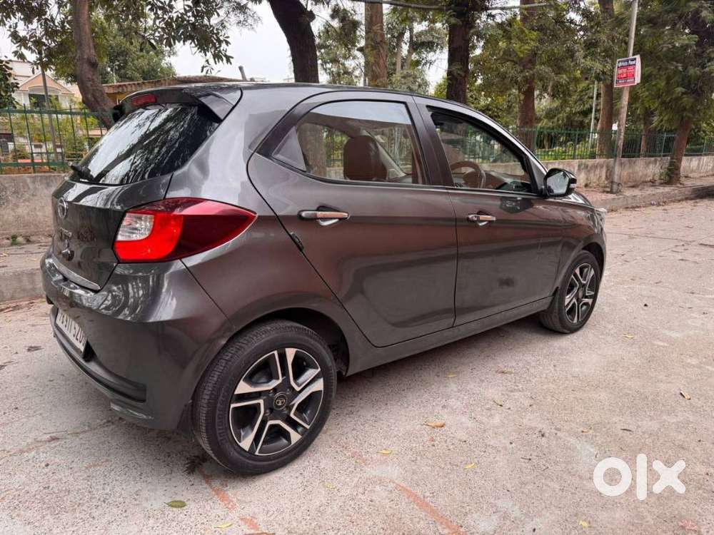 Tata Tiago Xz Opt, 2023, Petrol