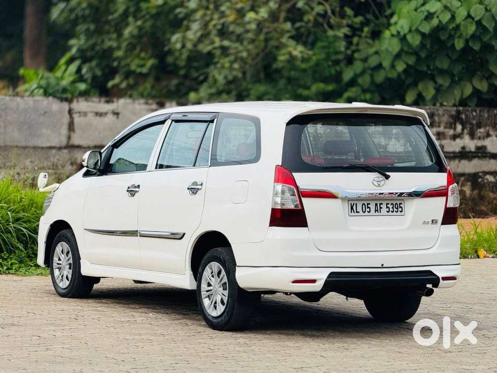 Toyota Innova 2009-2011 2.5 Gx 8 Str, 2012, Diesel